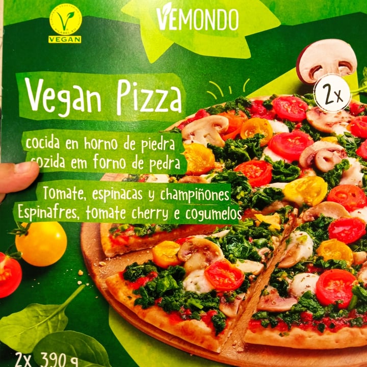 photo of Vemondo Vegan Pizza Tomate, Espinaca y Champiñones shared by @lalocadelosgatos8 on  06 Feb 2022 - review