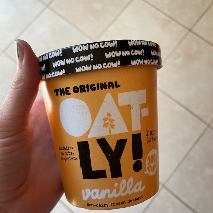 photo of Oatly Vanilla Ice Cream shared by @mkmiller on  09 Jun 2022 - review
