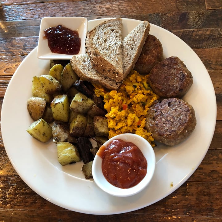 review photo of French Meadow Bakery & Café Vegan Breakfast shared by @autumnlem on 07 Feb 2021 - review
