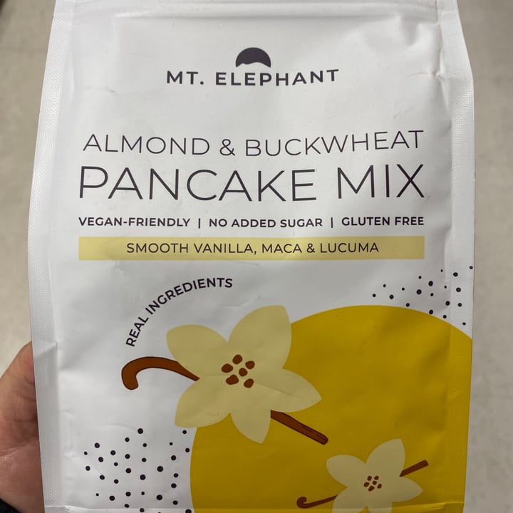 photo of Mt. Elephant Almond and buckwheat pancake mix - Smooth vanilla, maca and lacuma shared by @anacacarolina on  09 Jun 2022 - review