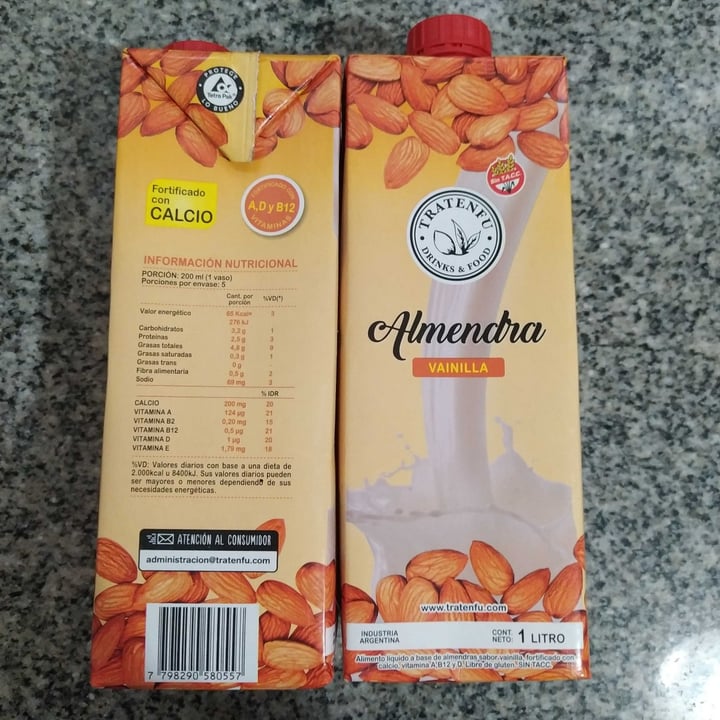 photo of Tratenfu Leche de Almendras Vainilla shared by @romibaranda on  01 Jun 2022 - review