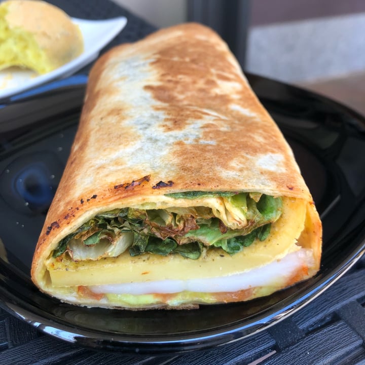 photo of Alice e Viola - Cucina vegetale Wrap gourmet shared by @essemme on  12 May 2022 - review
