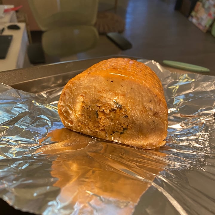 photo of Trader Joe's Vegan Stuffed Roast shared by @abadgevegan on  05 Feb 2022 - review