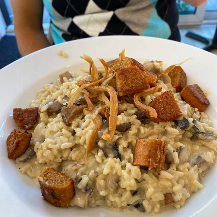 photo of Plantitude Mushroom Risoto shared by @jaqsschuler on  08 Aug 2021 - review