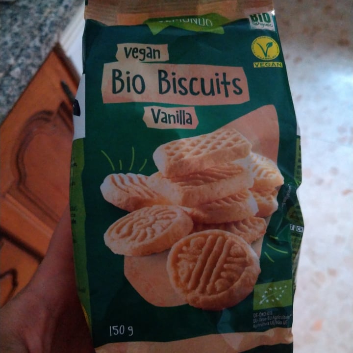 photo of Vemondo Bio biscuits vainilla shared by @theandalusianqueer on  27 Jul 2021 - review