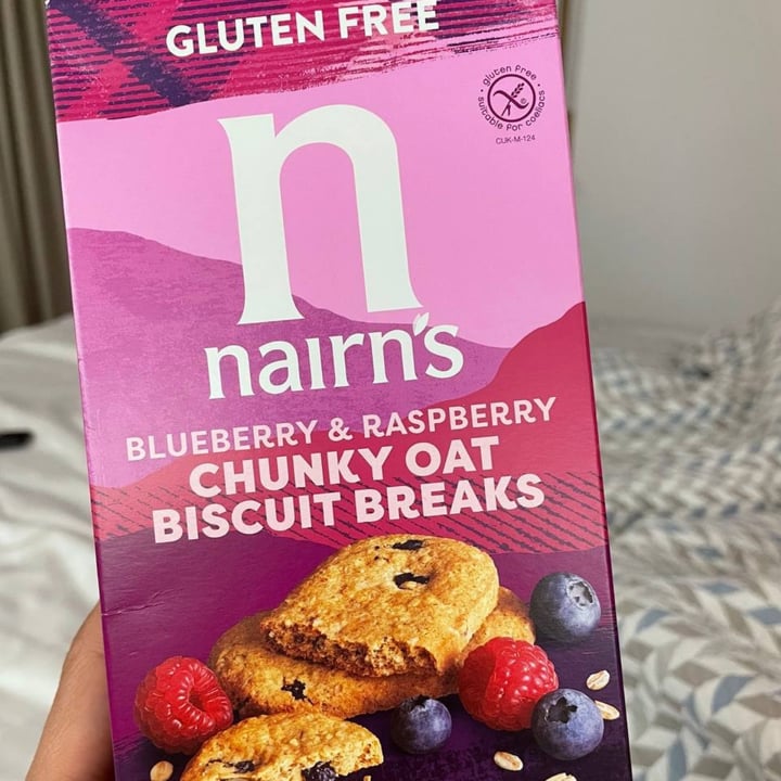 photo of Nairn's Chunky Oat, Blueberry and Raspberry shared by @sally96 on  25 Apr 2022 - review