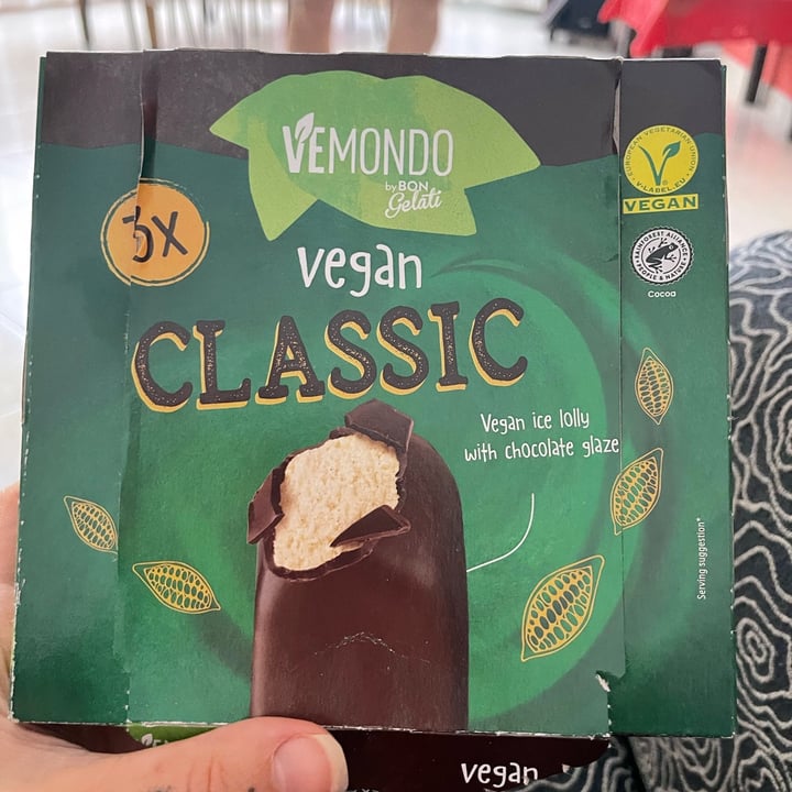 photo of Vemondo  Vegan Classic shared by @antonellamaione on  18 Jul 2022 - review