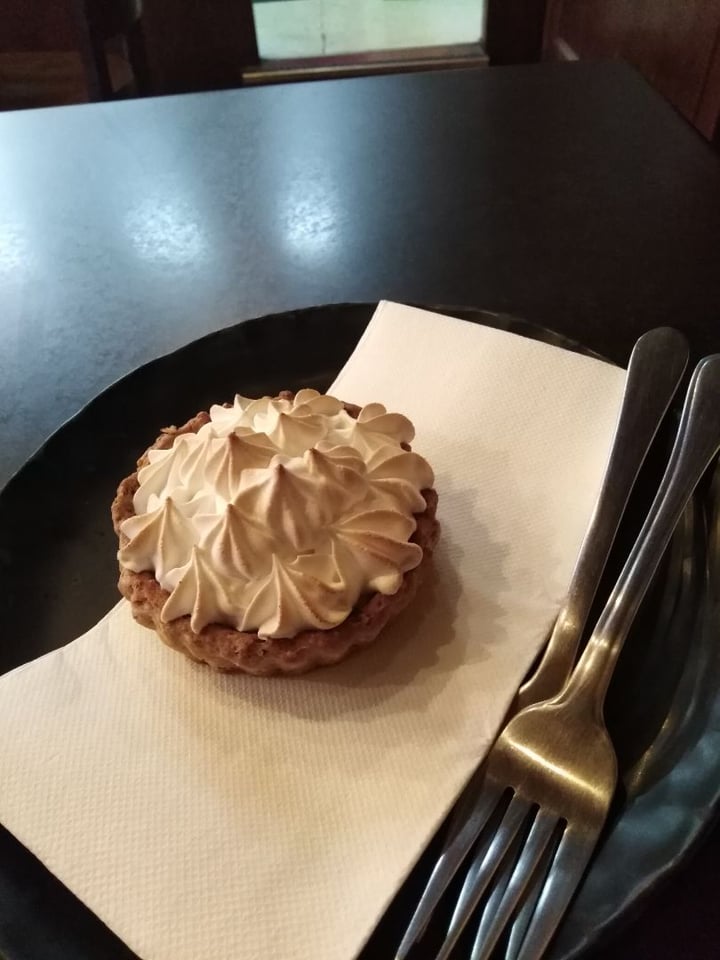 review photo of Willi's Kitchen Lemon Merangue Tart shared by @maddalena on 05 Jan 2020 - review