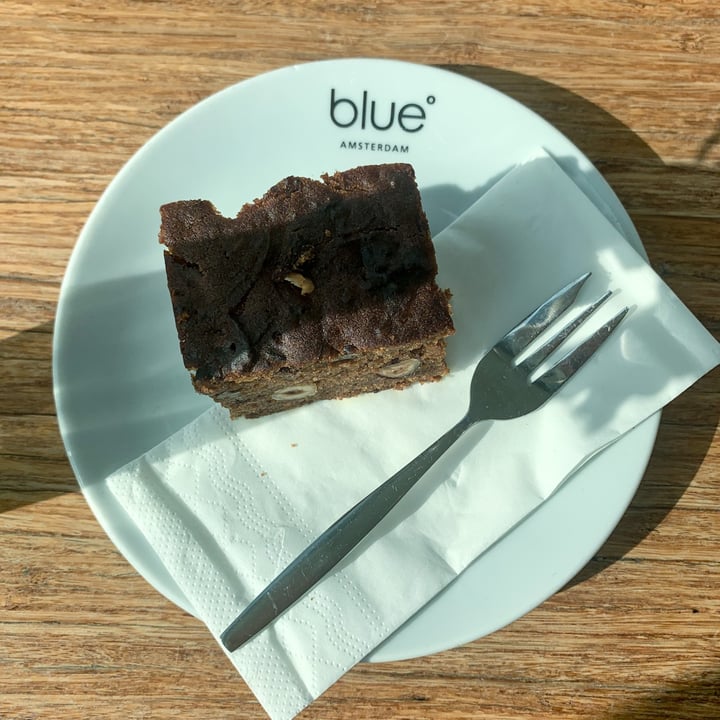 photo of Blue Amsterdam Carrot cake shared by @emmalj on  28 Aug 2021 - review