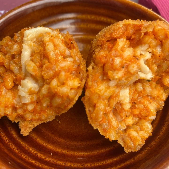 review photo of Rifugio Romano Vegan supplì shared by @httpelnrmmln on 29 Mar 2022 - review
