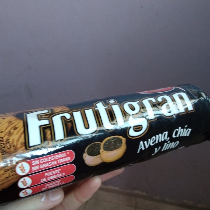 photo of Granix Galletitas Frutigram shared by @veganinrecovery on  09 May 2022 - review