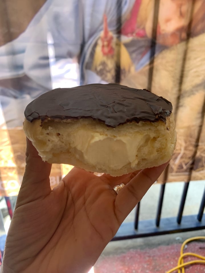 photo of Vegan Treats, Inc. Boston cream doughnut shared by @jaggy on  11 Aug 2019 - review