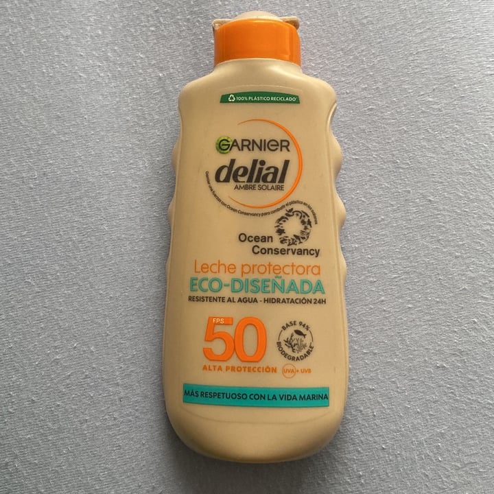 photo of Garnier ambre solaire Leche Protectora Eco-Diseñada 50 FPS Alta Proteccion shared by @paulamorera on  20 Oct 2022 - review