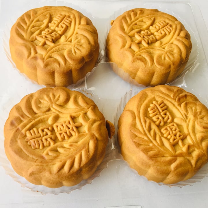 photo of Dongshan Eastern Highland Healthy Cake House Baked Pandan Mooncake shared by @herbimetal on  22 Aug 2019 - review