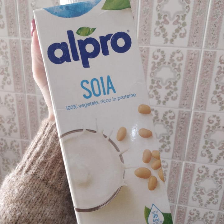 review photo of Alpro Latte soia shared by @clarsa on 05 Apr 2022 - review