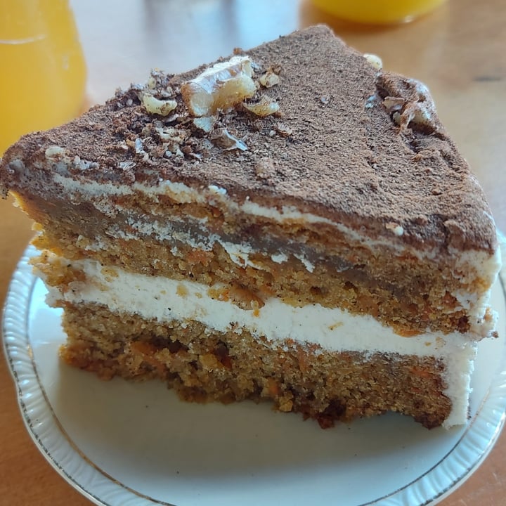 photo of MOLA Carrot Cake shared by @pucky on  03 Jul 2021 - review