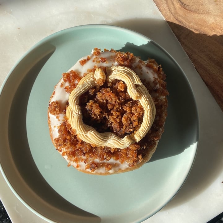 photo of Grumpy & Runt | Little Deli & Donuts Carrot Cake Donut shared by @penelopemoreau on  01 Mar 2022 - review