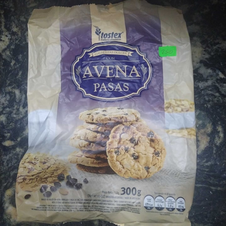 photo of Tostex Galletitas Dulces Con Avena Y Pasas shared by @eugeniamosco on  26 Sep 2022 - review