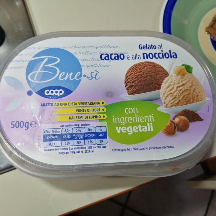 photo of Bene.Si coop Gelato al cacao e nocciola shared by @affiliazen on  08 May 2022 - review