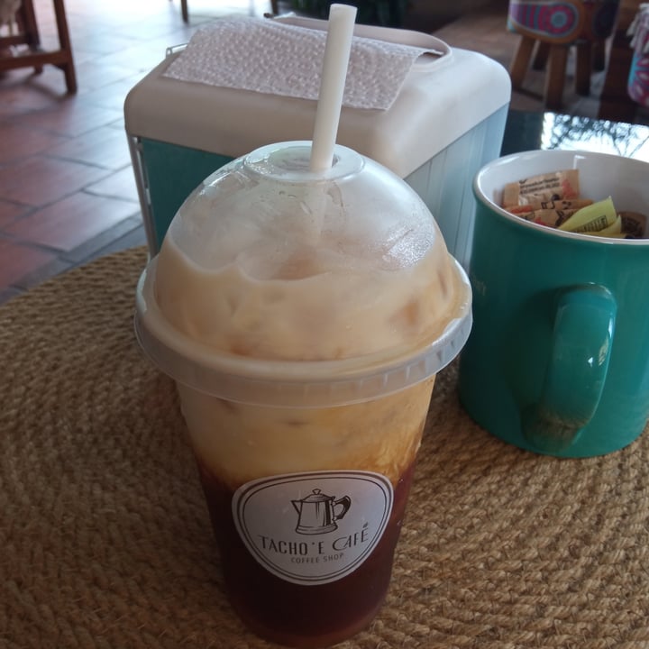 review photo of TACHO ‘E CAFÉ Iced latte with almond milk shared by @marmigar on 27 May 2022 - review