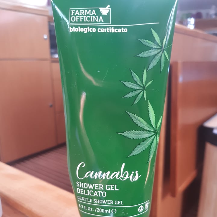 photo of Qualikos Cannabis Shower Gel Delicato shared by @nicolezordan on  08 Jul 2022 - review