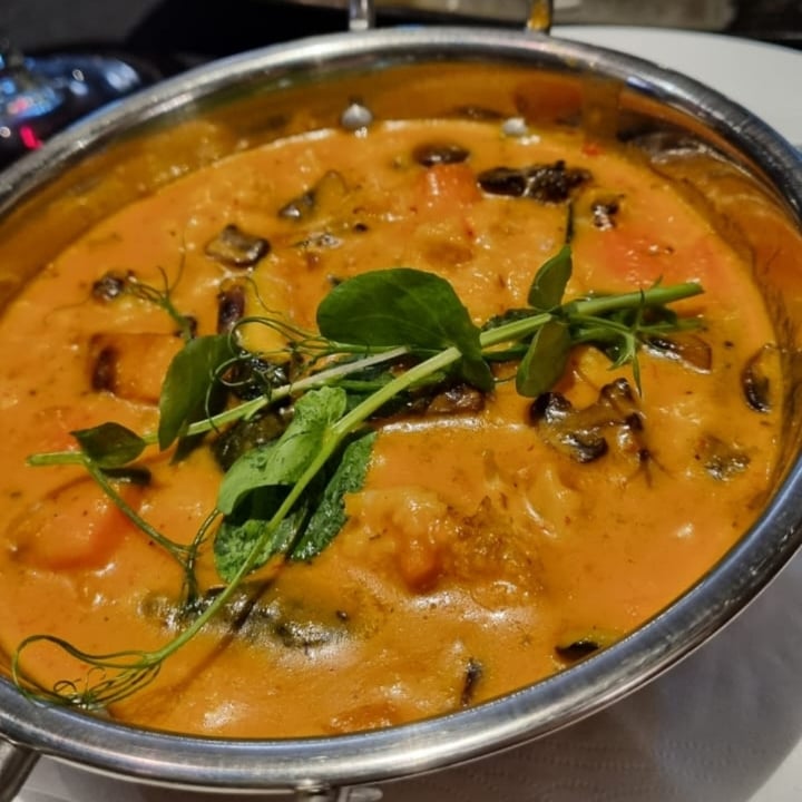 review photo of BUTLERS RESTAURANT Vegetable Curry shared by @nadias on 18 Aug 2022 - review