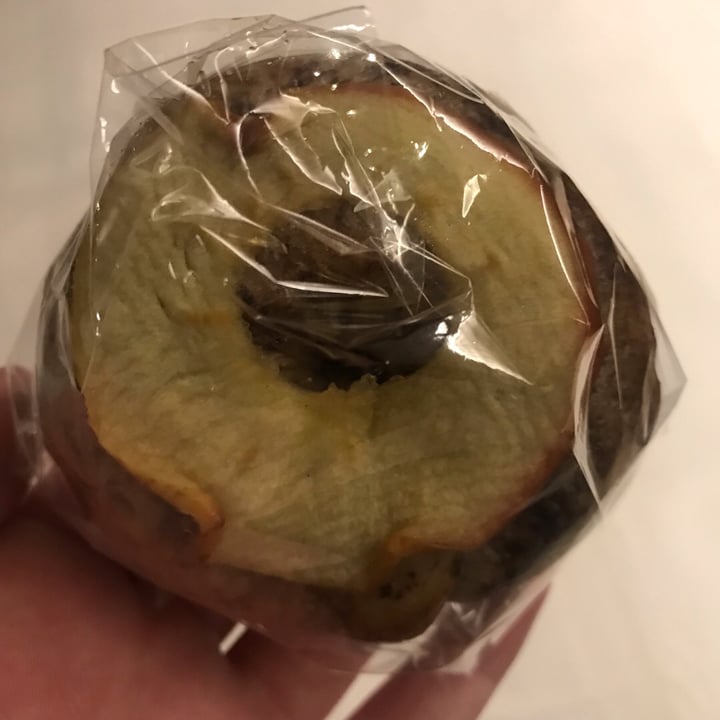 photo of Yiihotang Chocolate Bagel With Apple Slice shared by @kaylabear on  17 Sep 2019 - review