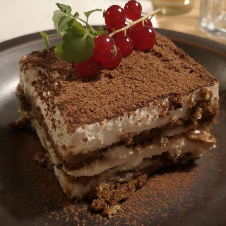 review photo of De Nieuwe Kantine Tiramisu | espresso | amaretto | frangelico | cacao shared by @jennethics on 02 Oct 2022 - review
