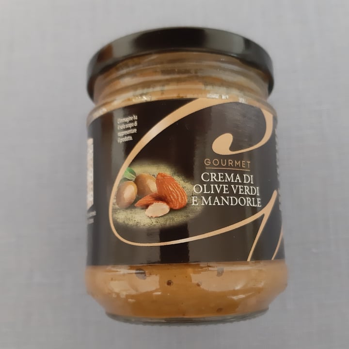 photo of Gourmet. crema di olive verdi e mandorle shared by @elena-bibi on  09 May 2022 - review