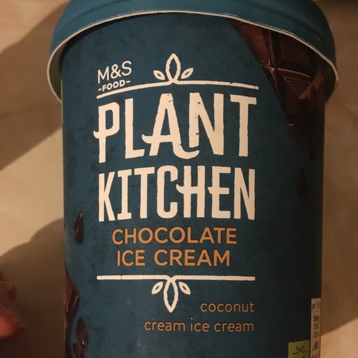 photo of Plant Kitchen (M&S) Chocolate ice cream shared by @simplesmoothies on  10 Feb 2021 - review