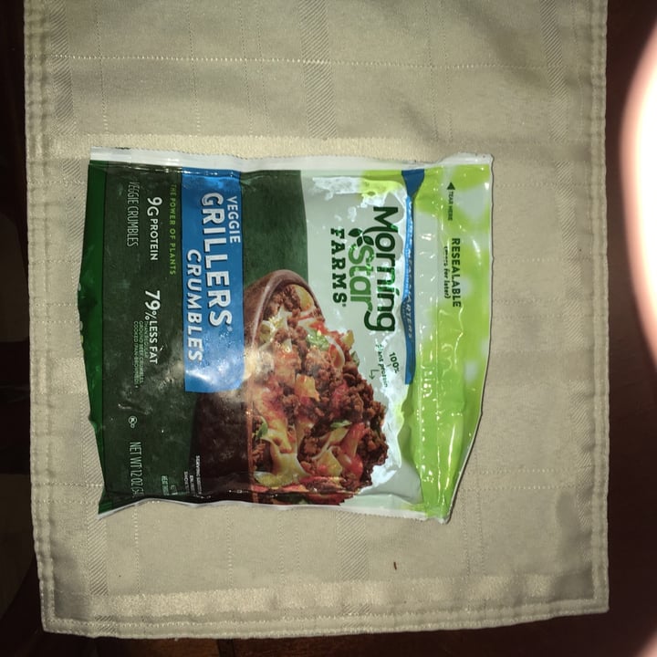 review photo of MorningStar Farms Grillers Crumbles shared by @veganconnesuire on 09 Sep 2020 - review