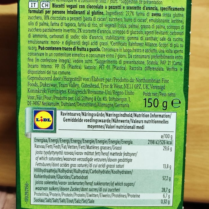review photo of Vemondo Vegan Oat Cookies Choc Chunks And Orange shared by @cinnamonmeringa on 19 Jan 2022 - review