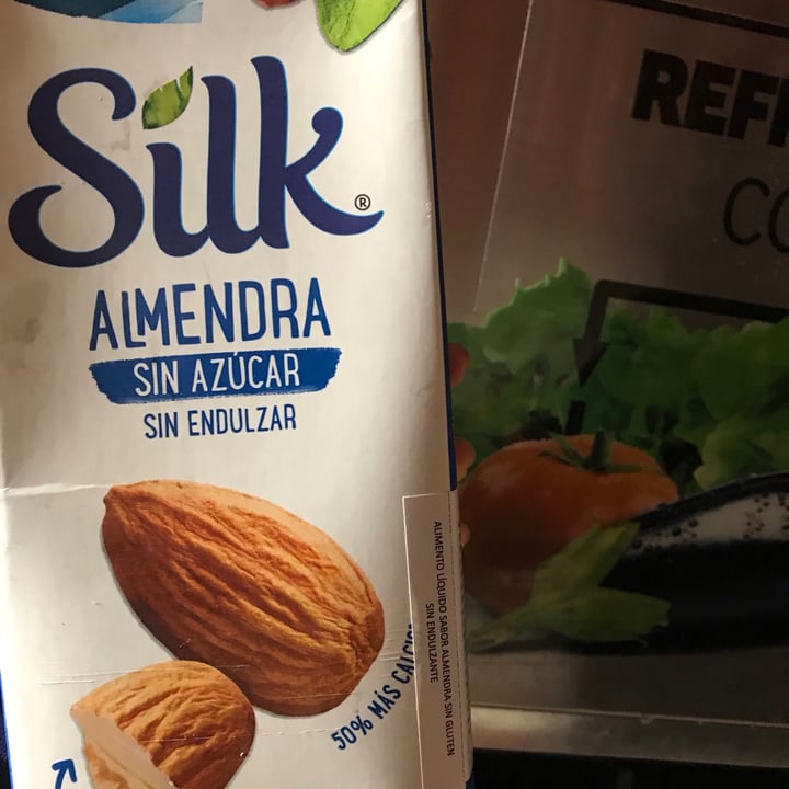 review photo of Silk Alimento líquido de almendra sin azúcar shared by @kamilamarjorie on 12 Jun 2021 - review