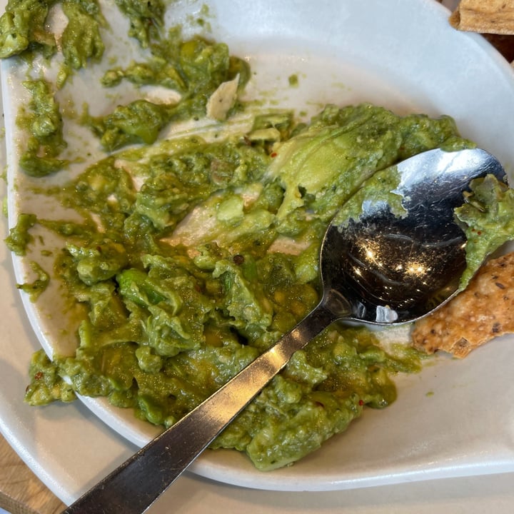 photo of True Food Kitchen Edamame Guacamole shared by @sgerber33 on  28 Nov 2021 - review