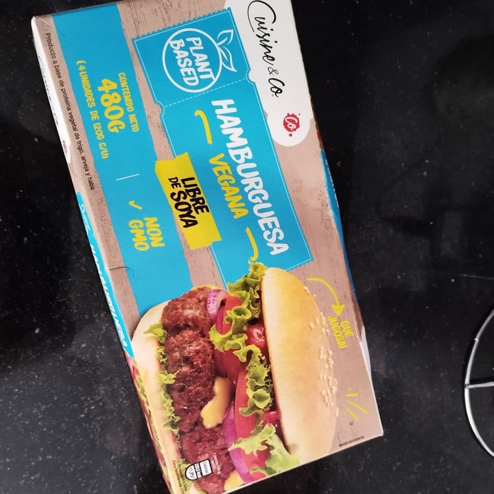 review photo of Cuisine & Co Hamburguesas Veganas shared by @danabeifong on 27 Aug 2022 - review