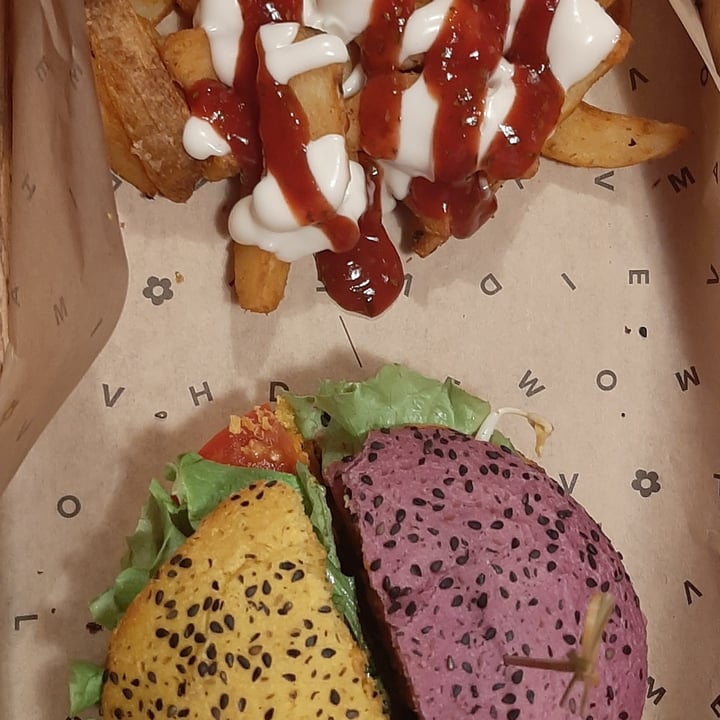 photo of Flower Burger Cheesy Cecio shared by @lapolly on  10 Mar 2022 - review