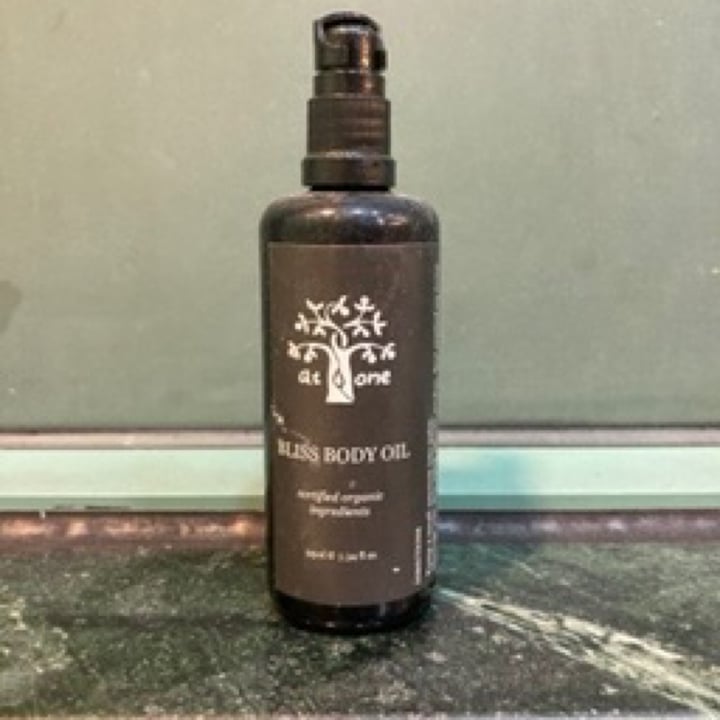 photo of At One Bliss body oil shared by @wendy123 on  13 Jun 2020 - review