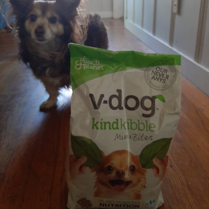 photo of v-dog v-dog kind kibble mini bites 4.5 LB bag shared by @jessicaleyna on  31 May 2022 - review
