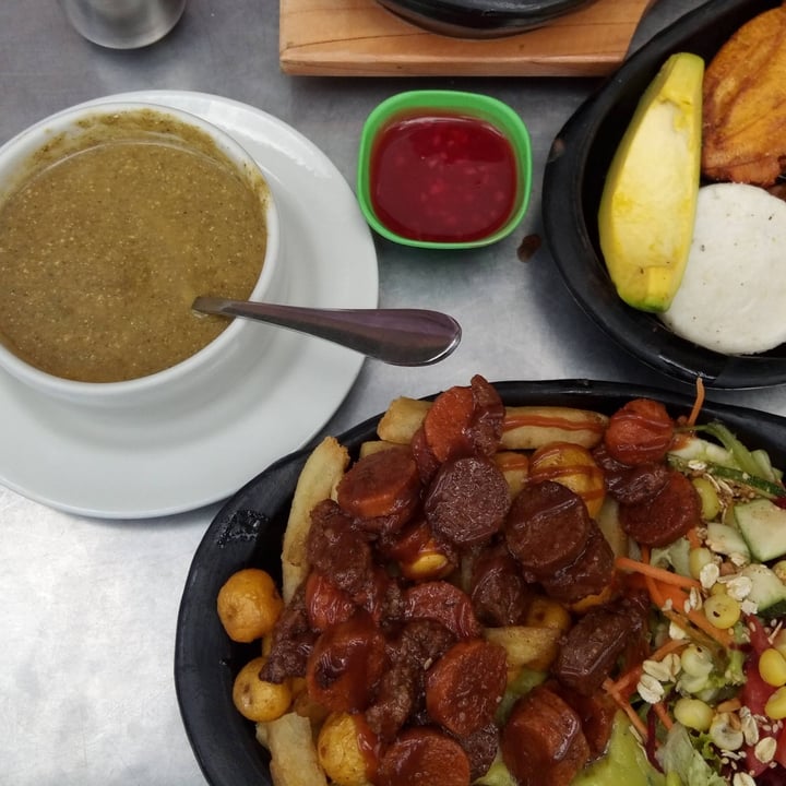 photo of Prasadam vegetariano & vegano Picada shared by @fabillous on  20 May 2020 - review