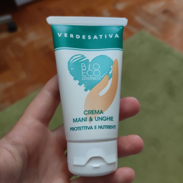review photo of Verdesativa Crema Mani E Unghie shared by @efffy on 21 Aug 2022 - review