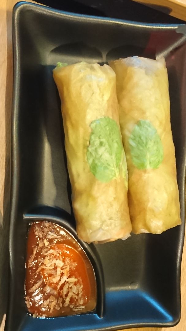 photo of Namnam - Wheelock Place Southern Vegetarian Rolls, peanut sauce shared by @clairejo on  31 Aug 2019 - review