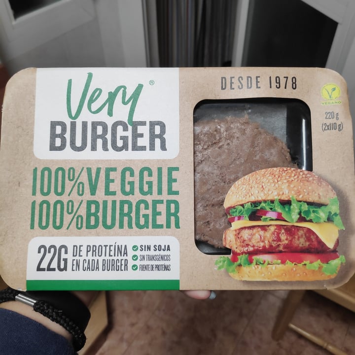 review photo of delatierra Very Burger shared by @martarg93 on 09 May 2020 - review