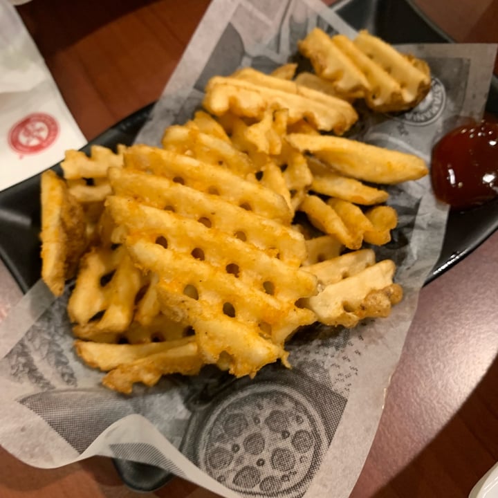 photo of Pastamania Waffle potato fries shared by @emmakong on  07 Apr 2022 - review