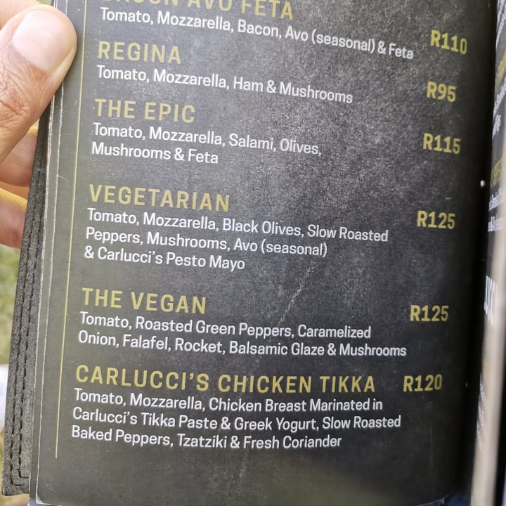 photo of Carlucci’s | Meerendal Vegan Pizza shared by @lunascorner on  30 Jan 2022 - review