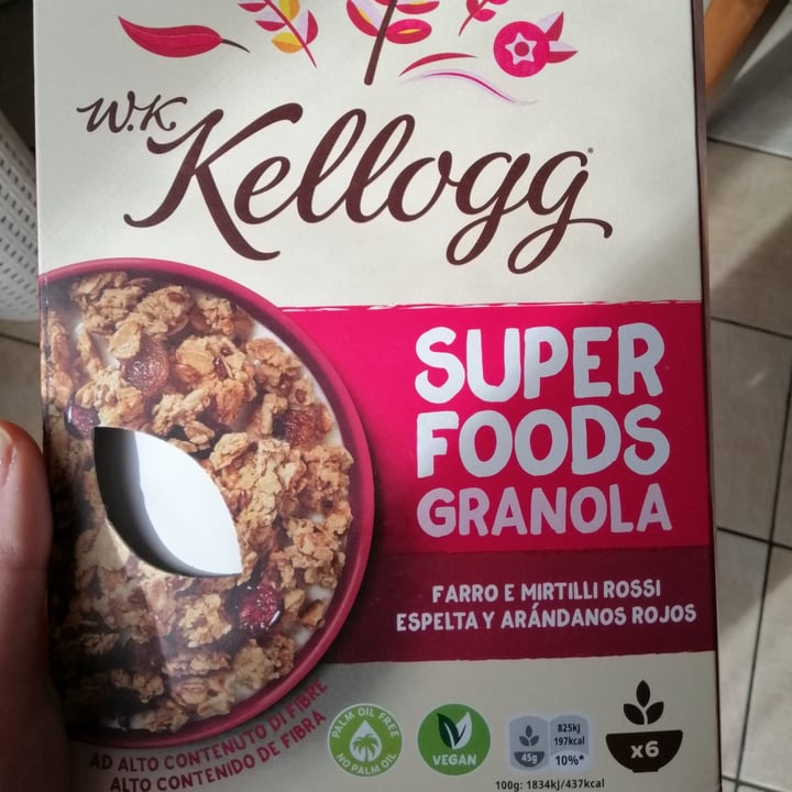 photo of Kellogg Super Foods Granola Farro E Mirtilli Rossi shared by @ariannagoldoni on  08 Apr 2022 - review