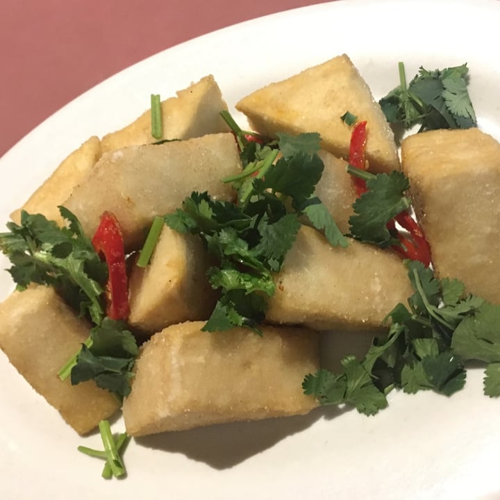 photo of Mother Chu's Vegetarian Kitchen Salt Pepper Tofu shared by @veganfoodinsydney on  08 Dec 2020 - review