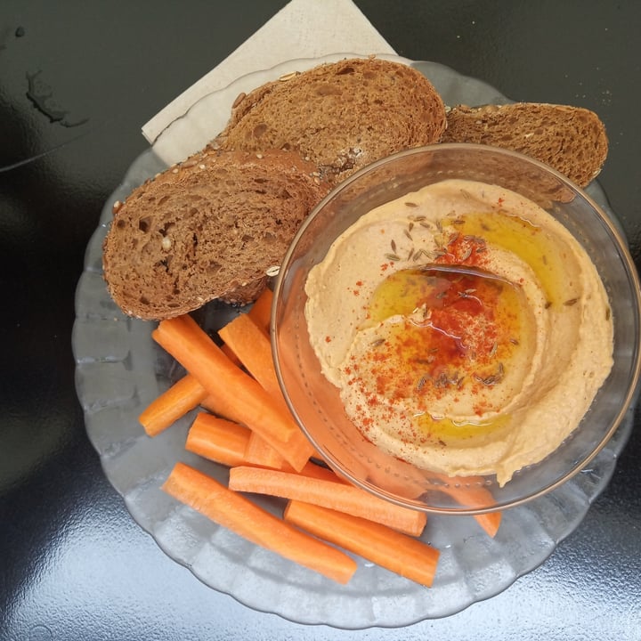 photo of LA CAMELIA VEGAN BAR Hummus shared by @ailedail on  30 Aug 2021 - review