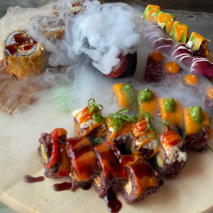 photo of Secret Garden Berlin | Vegan Sushi All 8 Sushi Options (4 Piece) shared by @fbradaschia on  22 May 2021 - review