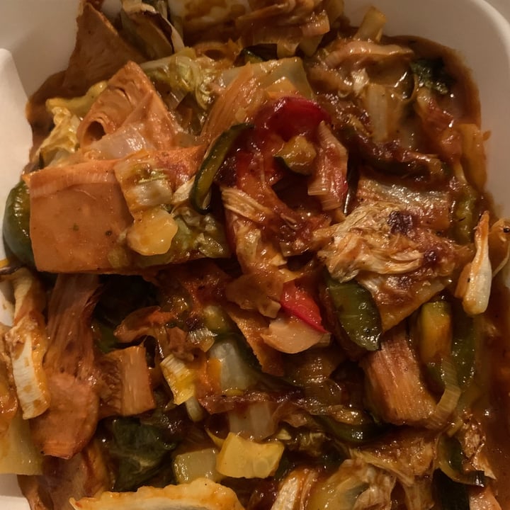 review photo of Vegania Veggie Bar Carabanchel Tacos jackfruit shared by @nrabaneda on 30 Apr 2022 - review