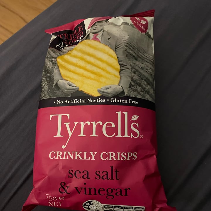 photo of Tyrrell's Sea Salt & Vinegar Crisps shared by @plantbasedlover on  09 Aug 2022 - review